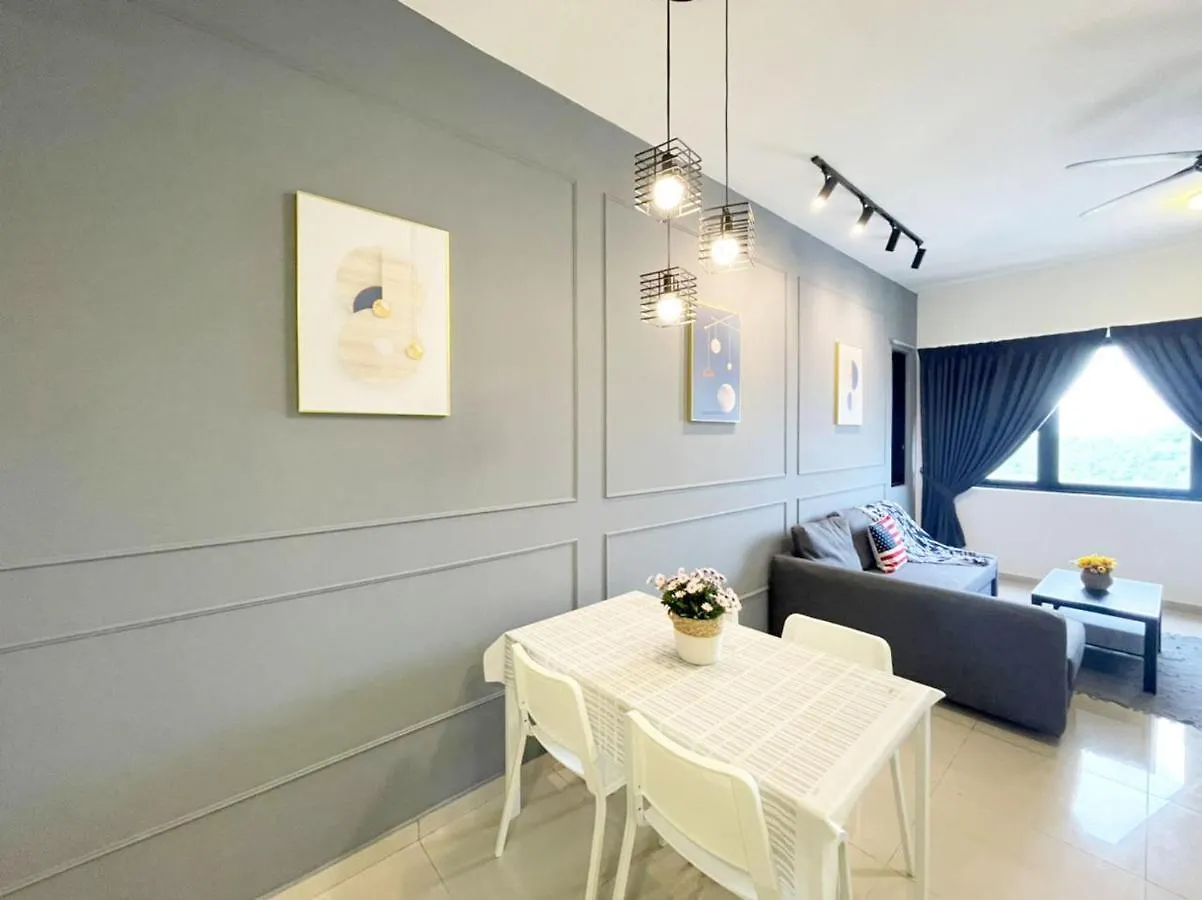 Encorp Strand Lovely 2Br Condo At Kota Damansara Petaling Jaya 0*,