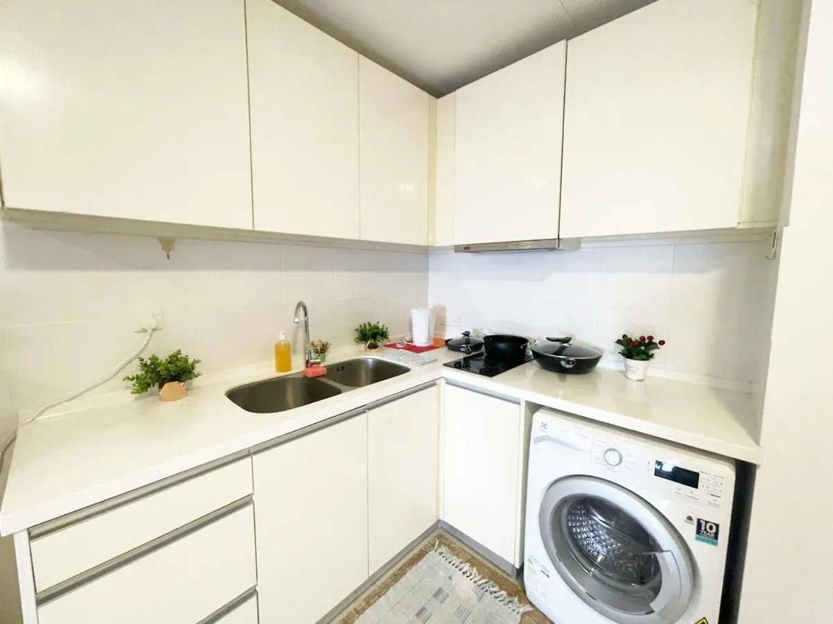 Encorp Strand Lovely 2Br Condo At Kota Damansara Petaling Jaya Malaysia