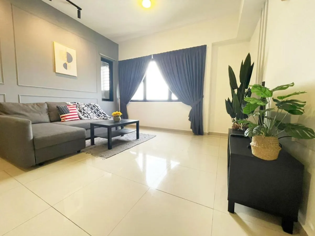Encorp Strand Lovely 2Br Condo At Kota Damansara Petaling Jaya Apartment